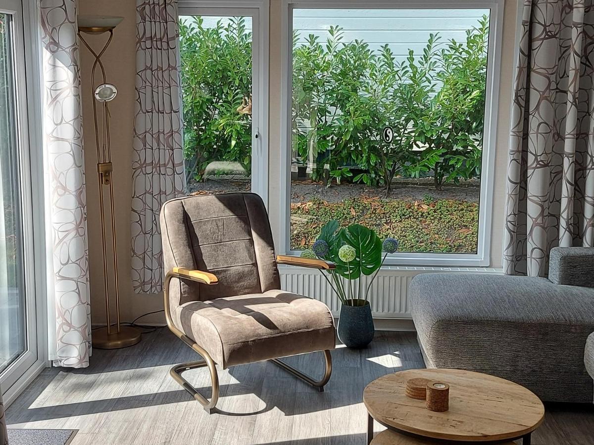 Chalet Wanama. Gelegen Op Het Vakantiepark Het Lierderholt Op De Veluwe. Villa Beekbergen Exteriör bild