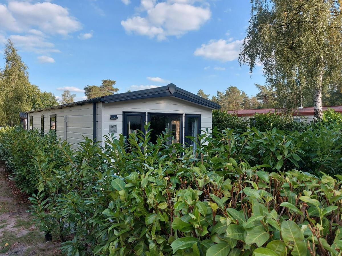 Chalet Wanama. Gelegen Op Het Vakantiepark Het Lierderholt Op De Veluwe. Villa Beekbergen Exteriör bild