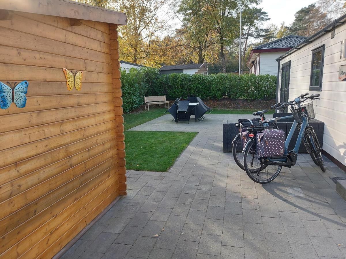 Chalet Wanama. Gelegen Op Het Vakantiepark Het Lierderholt Op De Veluwe. Villa Beekbergen Exteriör bild